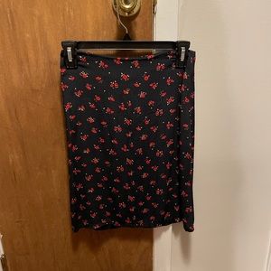 Brandy Melville Black and Red Floral Skirt